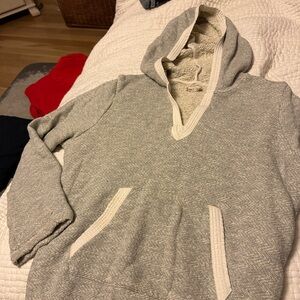 Faherty women’s Gray cotton surfer sweatshirt hoodie with Cream Accents XL